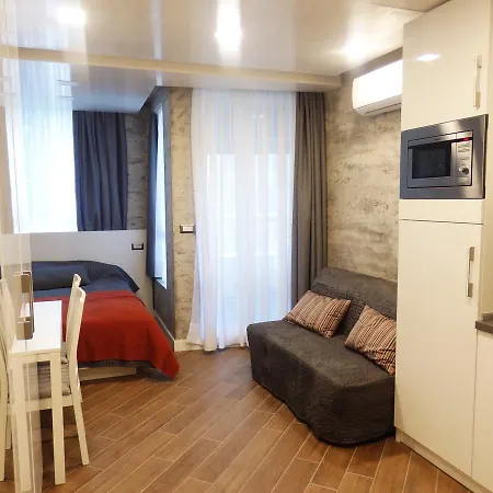 Boutique Apartment *
